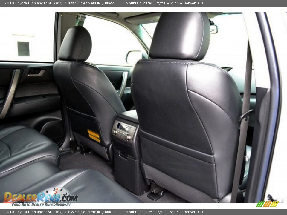 2010 Toyota Highlander SE 4WD Classic Silver Metallic / Black Photo #19