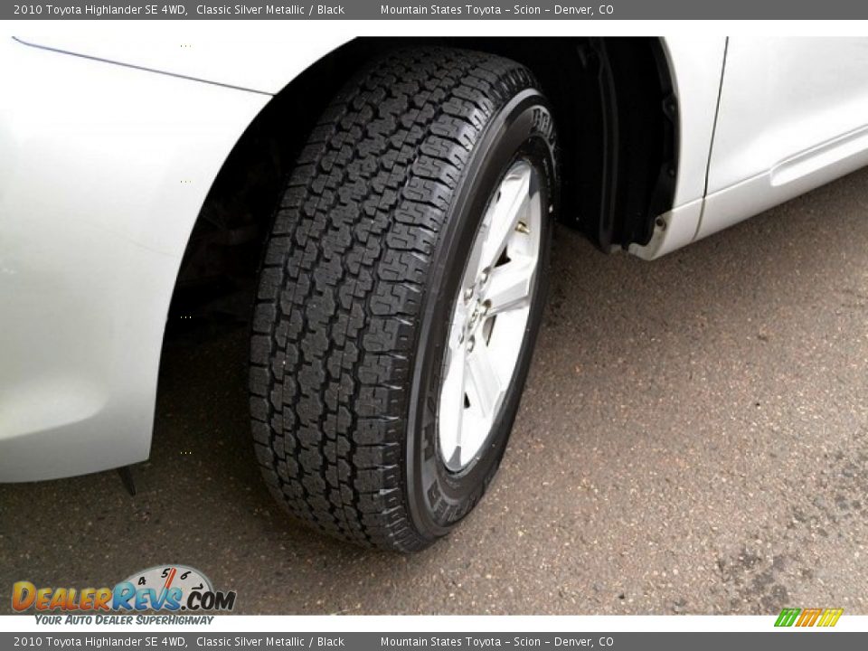 2010 Toyota Highlander SE 4WD Classic Silver Metallic / Black Photo #28
