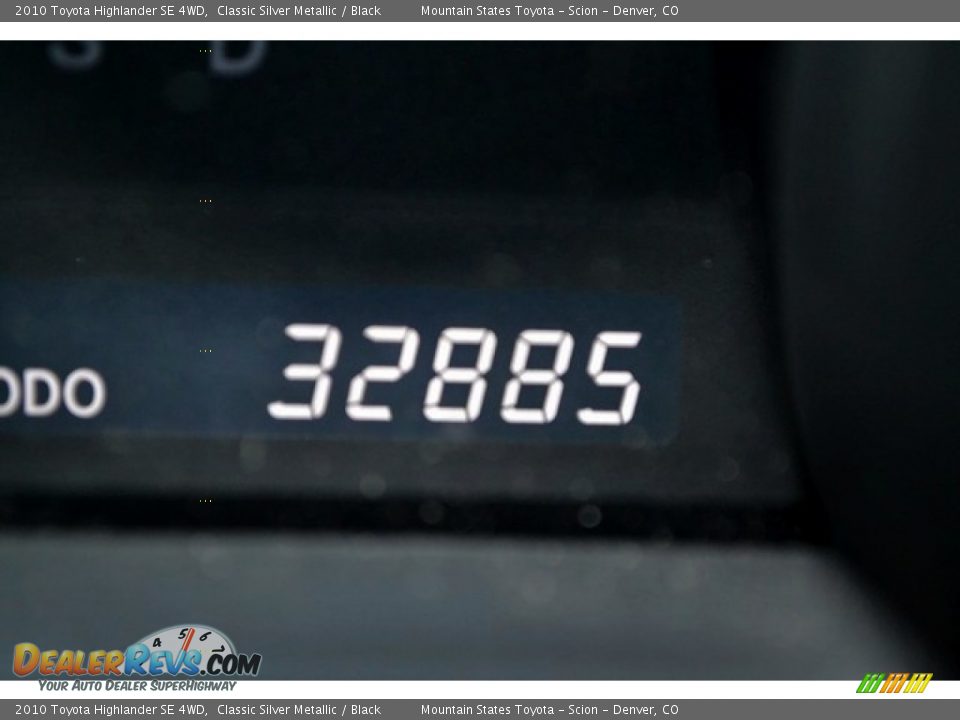 2010 Toyota Highlander SE 4WD Classic Silver Metallic / Black Photo #29