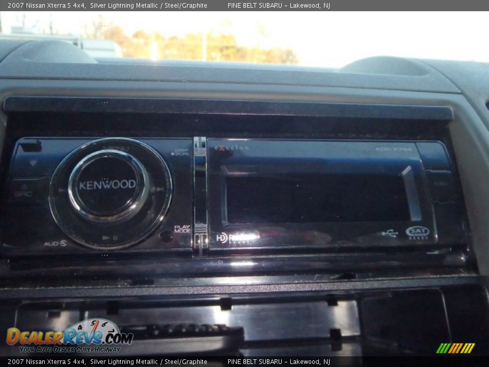 2007 Nissan Xterra S 4x4 Silver Lightning Metallic / Steel/Graphite Photo #16