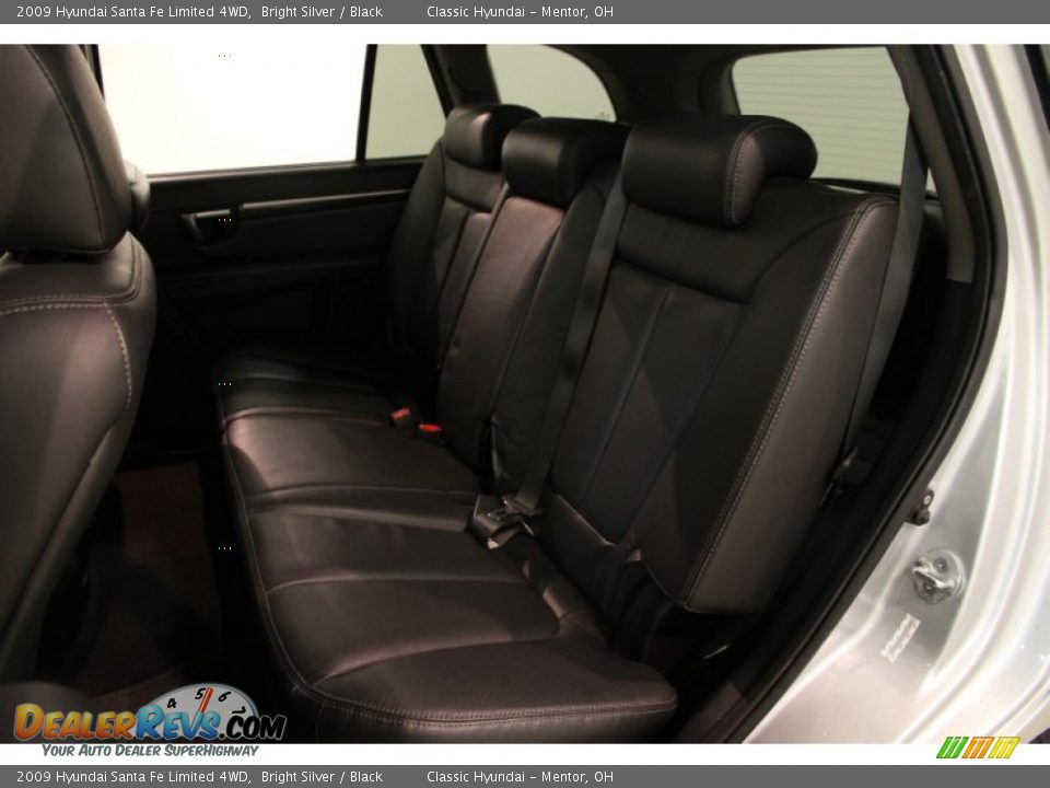 2009 Hyundai Santa Fe Limited 4WD Bright Silver / Black Photo #13