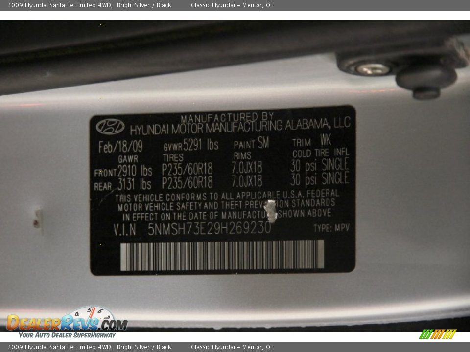 2009 Hyundai Santa Fe Limited 4WD Bright Silver / Black Photo #17