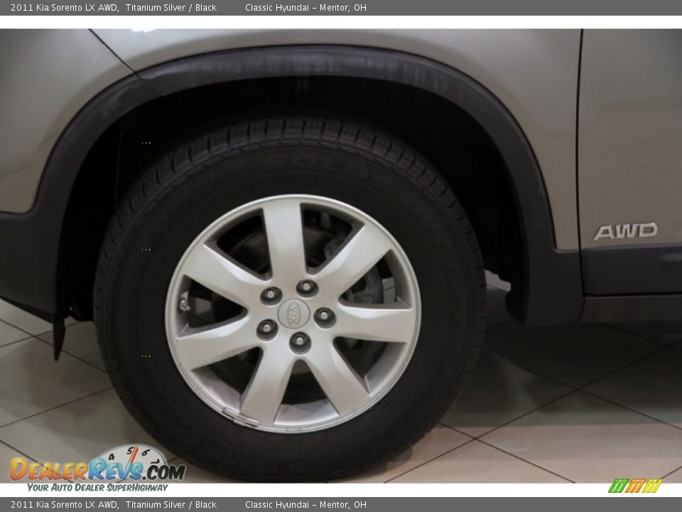 2011 Kia Sorento LX AWD Titanium Silver / Black Photo #14