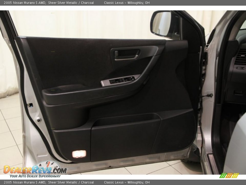 2005 Nissan Murano S AWD Sheer Silver Metallic / Charcoal Photo #4