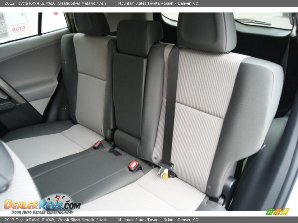2013 Toyota RAV4 LE AWD Classic Silver Metallic / Ash Photo #7