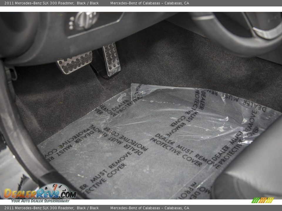 2011 Mercedes-Benz SLK 300 Roadster Black / Black Photo #6
