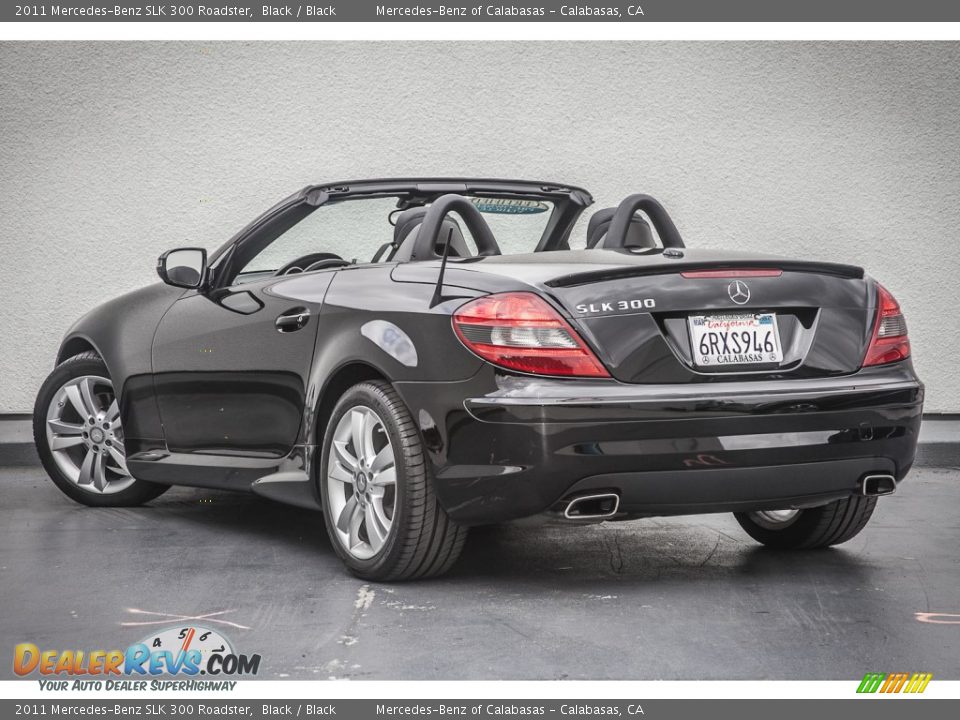 2011 Mercedes-Benz SLK 300 Roadster Black / Black Photo #11