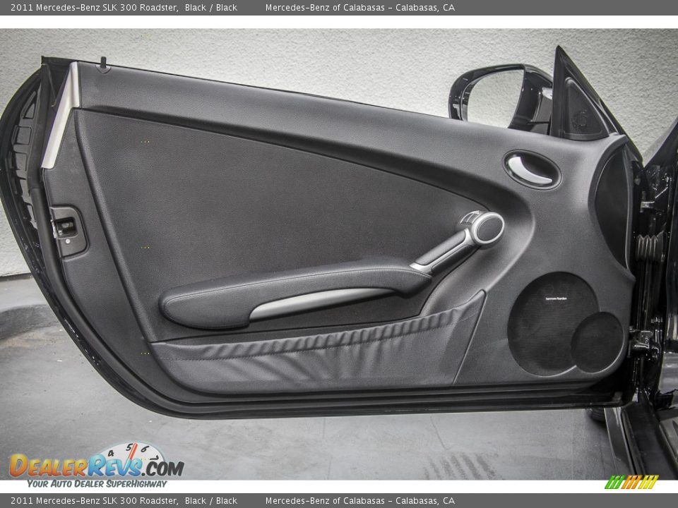 2011 Mercedes-Benz SLK 300 Roadster Black / Black Photo #19