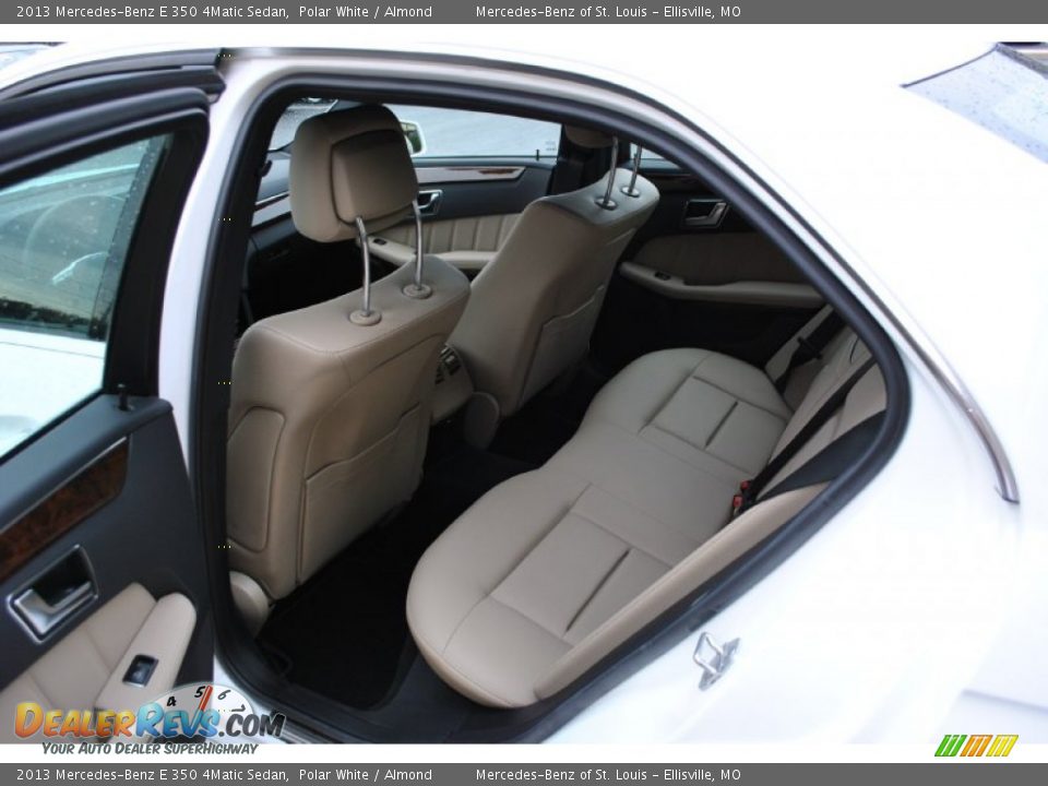 2013 Mercedes-Benz E 350 4Matic Sedan Polar White / Almond Photo #18