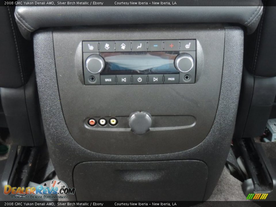 2008 GMC Yukon Denali AWD Silver Birch Metallic / Ebony Photo #11