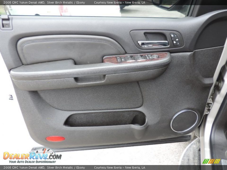2008 GMC Yukon Denali AWD Silver Birch Metallic / Ebony Photo #17