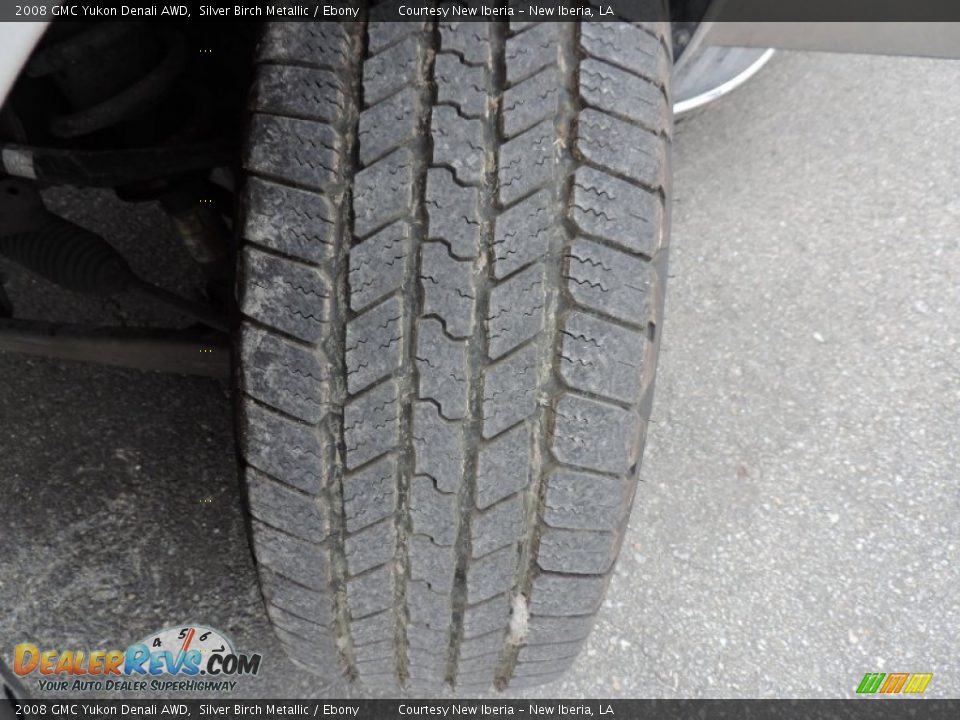 2008 GMC Yukon Denali AWD Silver Birch Metallic / Ebony Photo #31