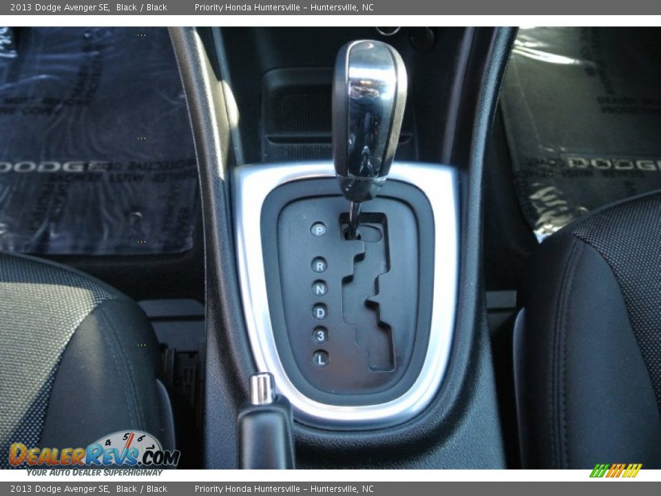 2013 Dodge Avenger SE Black / Black Photo #11