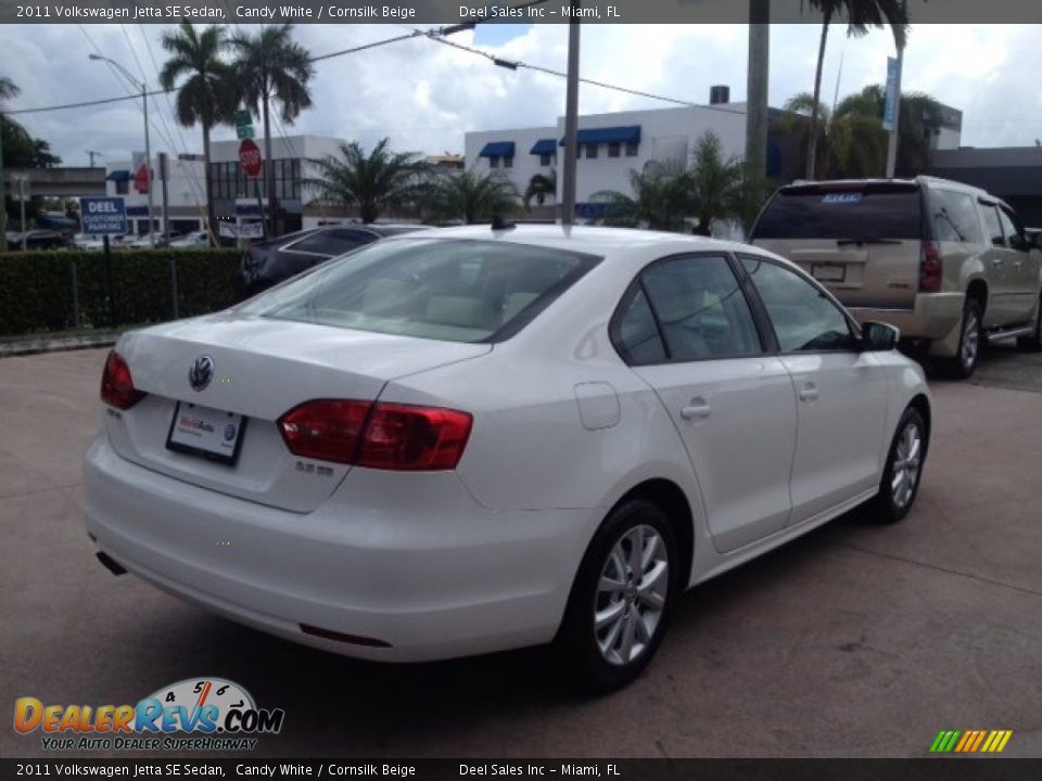 2011 Volkswagen Jetta SE Sedan Candy White / Cornsilk Beige Photo #5