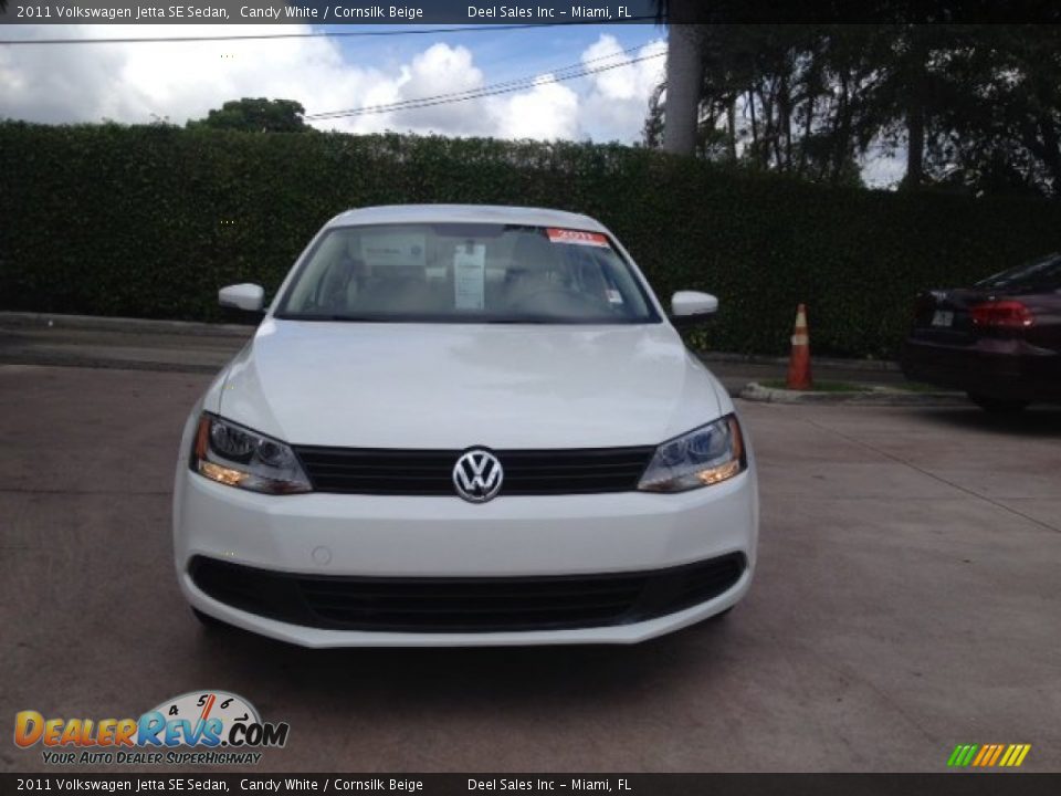 2011 Volkswagen Jetta SE Sedan Candy White / Cornsilk Beige Photo #8
