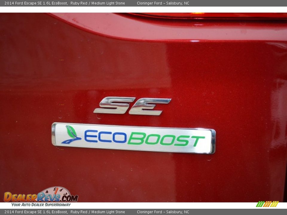 2014 Ford Escape SE 1.6L EcoBoost Ruby Red / Medium Light Stone Photo #11