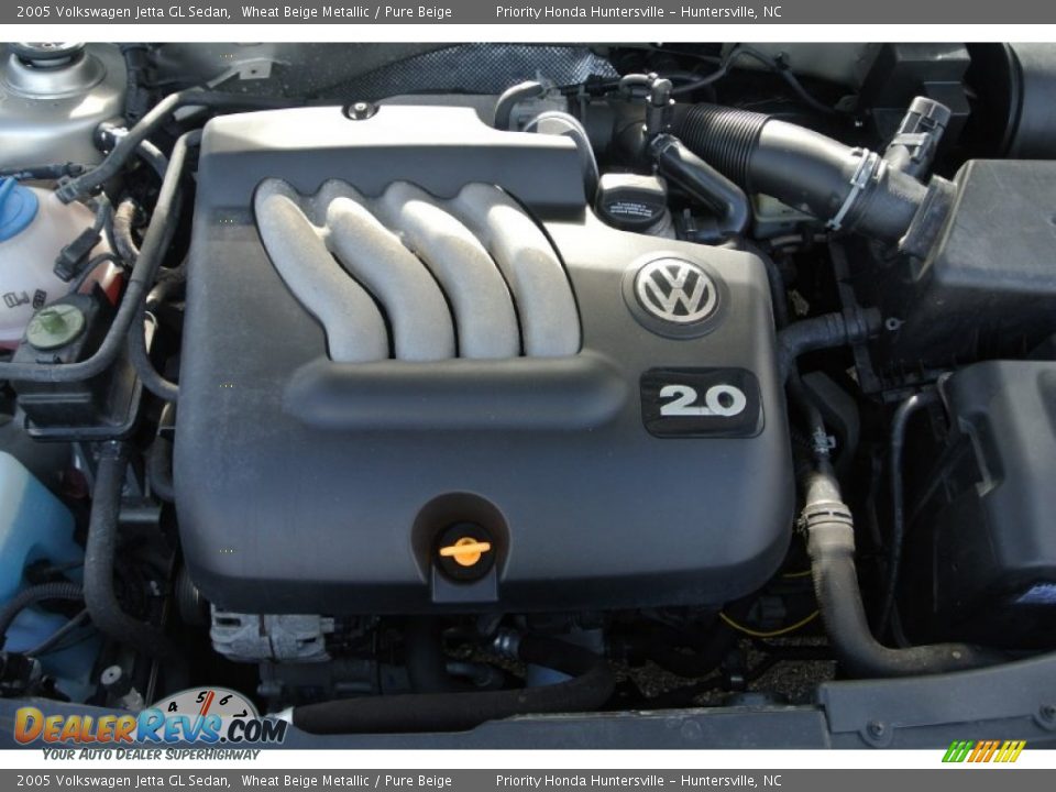 2005 Volkswagen Jetta GL Sedan Wheat Beige Metallic / Pure Beige Photo #22