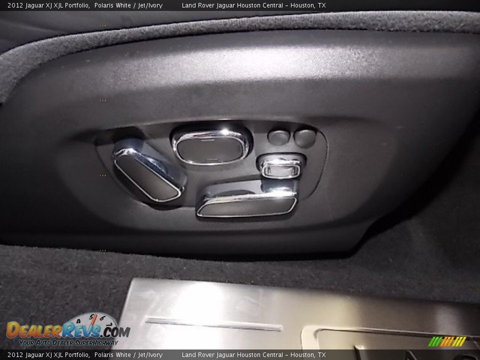 2012 Jaguar XJ XJL Portfolio Polaris White / Jet/Ivory Photo #19