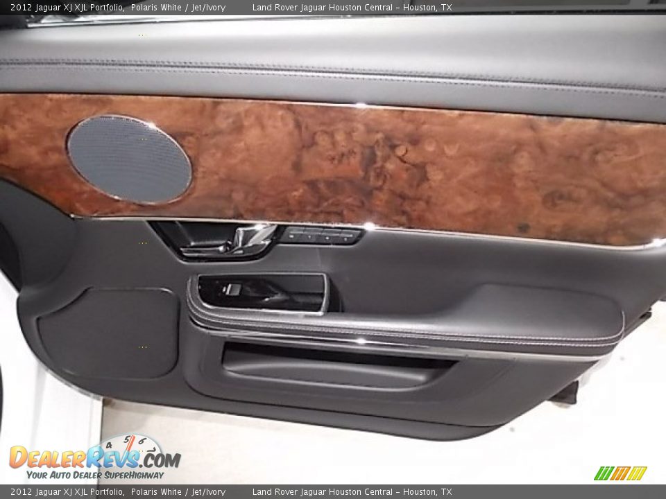 2012 Jaguar XJ XJL Portfolio Polaris White / Jet/Ivory Photo #22