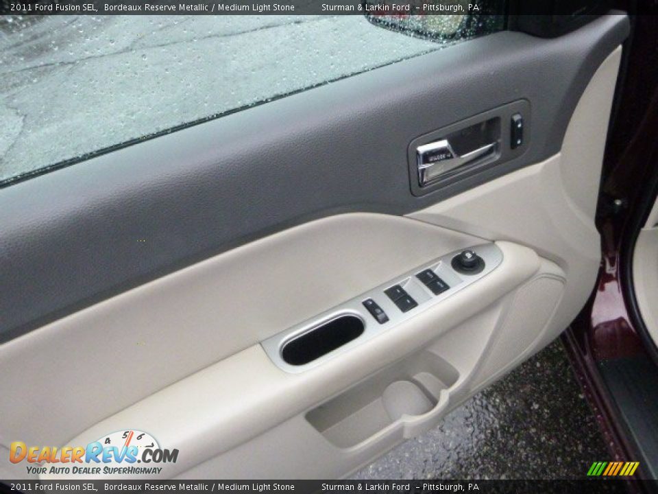 2011 Ford Fusion SEL Bordeaux Reserve Metallic / Medium Light Stone Photo #11