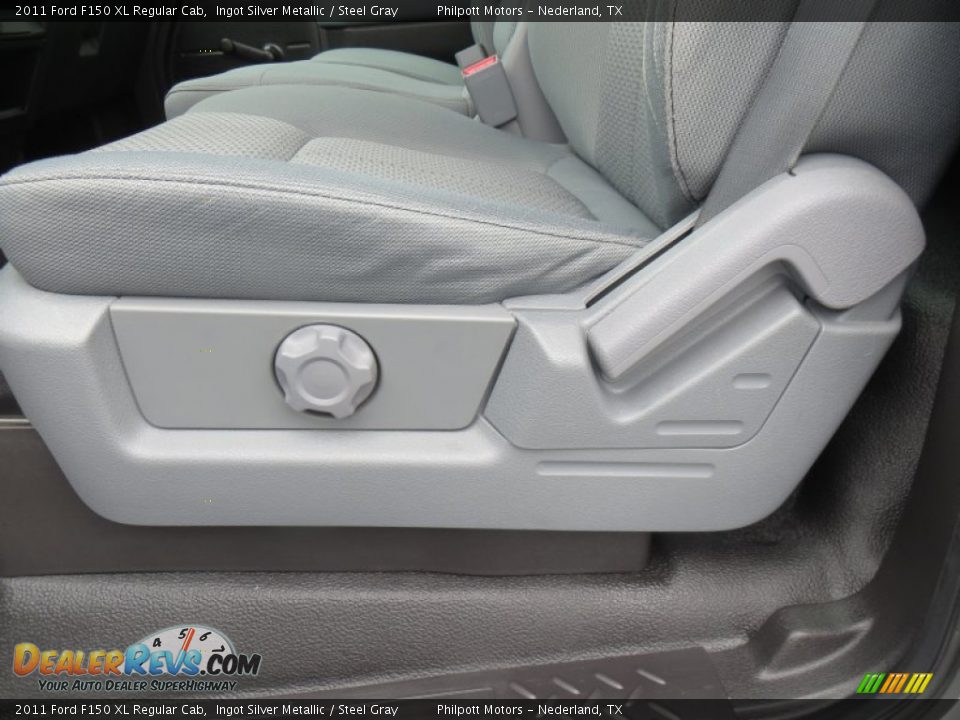 2011 Ford F150 XL Regular Cab Ingot Silver Metallic / Steel Gray Photo #30