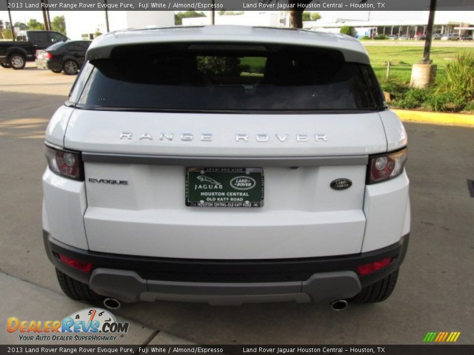 2013 Land Rover Range Rover Evoque Pure Fuji White / Almond/Espresso Photo #6