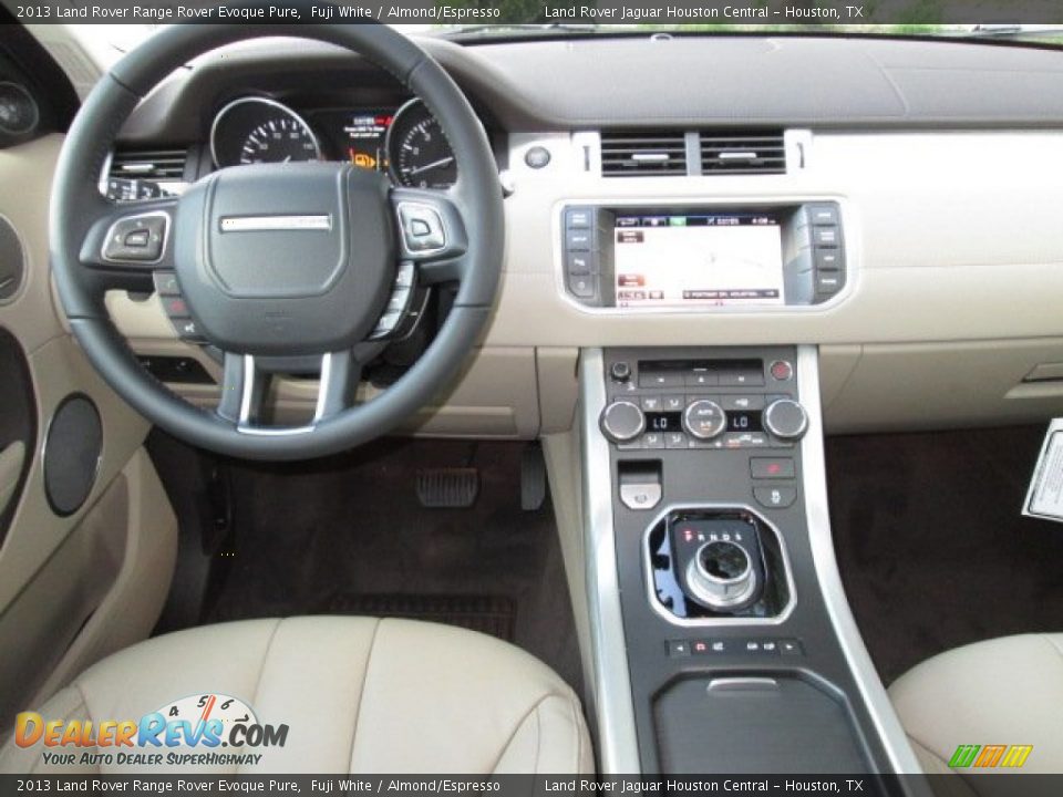 2013 Land Rover Range Rover Evoque Pure Fuji White / Almond/Espresso Photo #12
