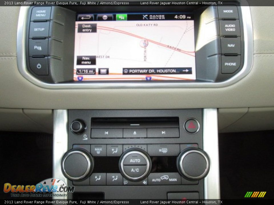 2013 Land Rover Range Rover Evoque Pure Fuji White / Almond/Espresso Photo #15