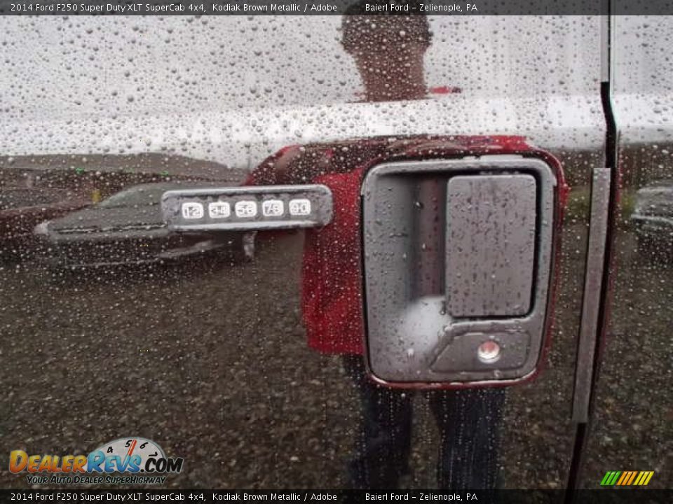 2014 Ford F250 Super Duty XLT SuperCab 4x4 Kodiak Brown Metallic / Adobe Photo #10