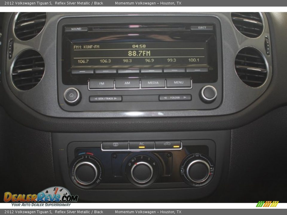 2012 Volkswagen Tiguan S Reflex Silver Metallic / Black Photo #17