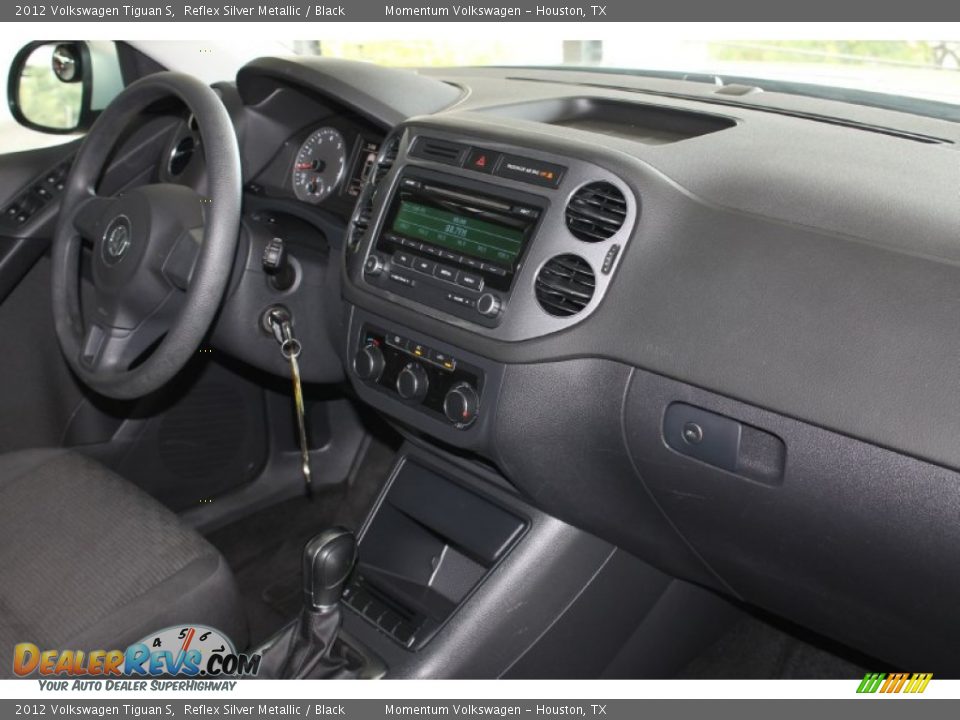 2012 Volkswagen Tiguan S Reflex Silver Metallic / Black Photo #30