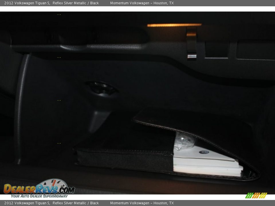2012 Volkswagen Tiguan S Reflex Silver Metallic / Black Photo #31