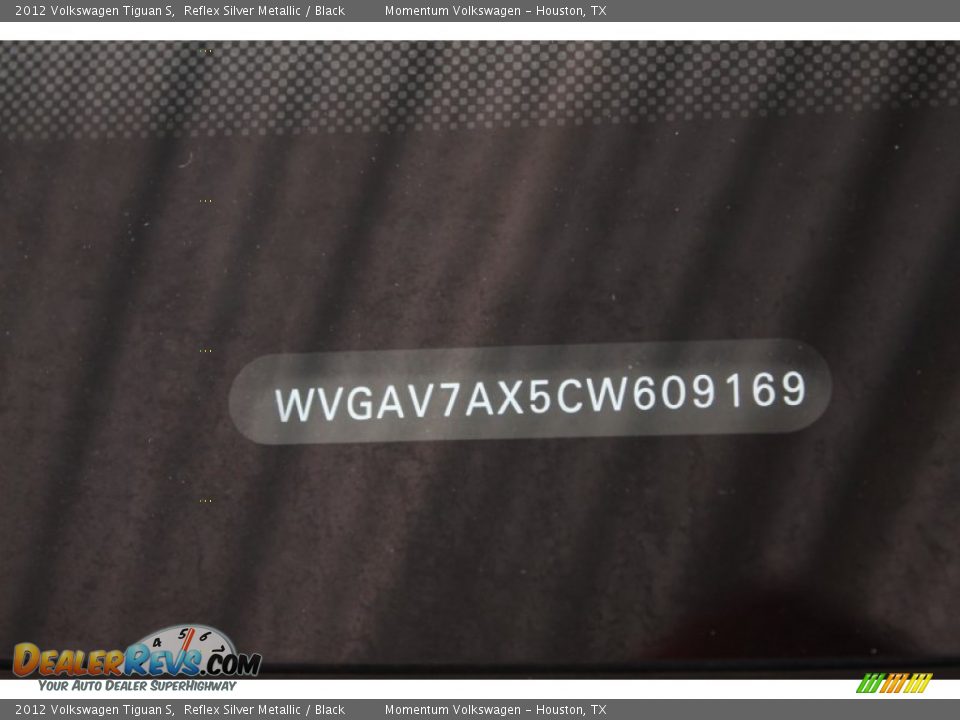 2012 Volkswagen Tiguan S Reflex Silver Metallic / Black Photo #34