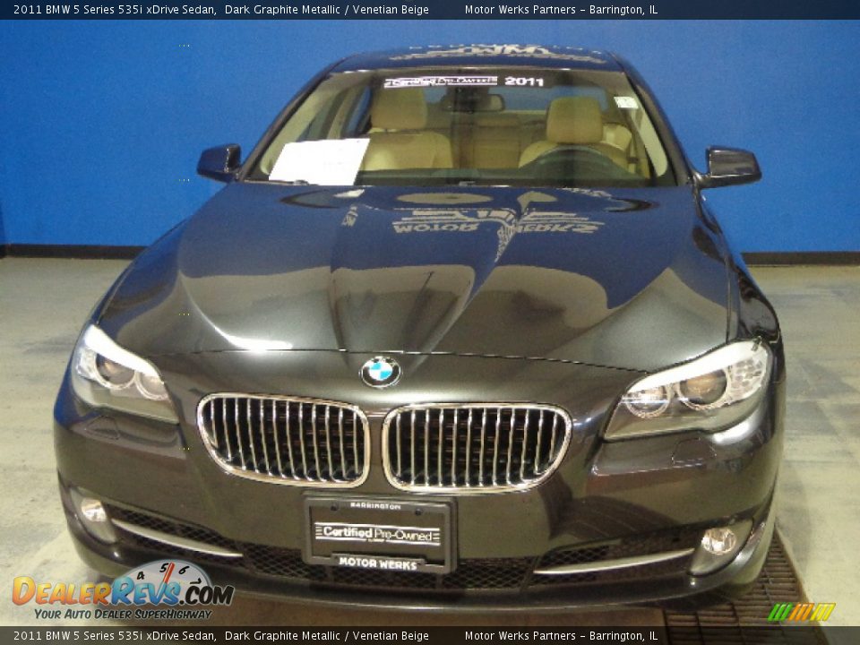 2011 BMW 5 Series 535i xDrive Sedan Dark Graphite Metallic / Venetian Beige Photo #2