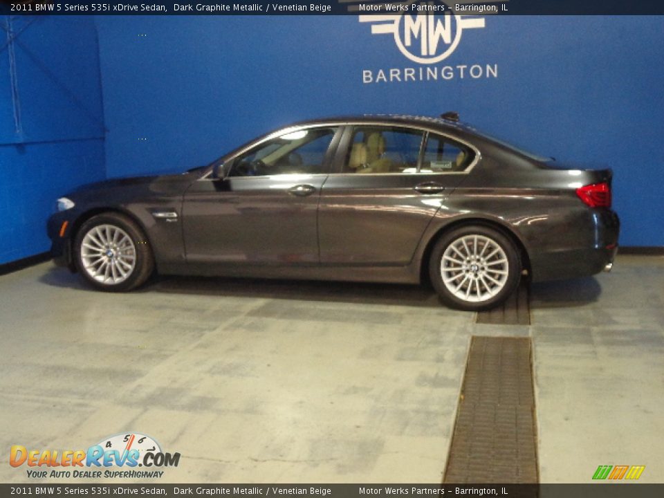 2011 BMW 5 Series 535i xDrive Sedan Dark Graphite Metallic / Venetian Beige Photo #4