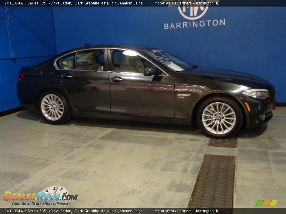 2011 BMW 5 Series 535i xDrive Sedan Dark Graphite Metallic / Venetian Beige Photo #11