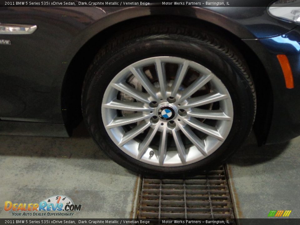 2011 BMW 5 Series 535i xDrive Sedan Dark Graphite Metallic / Venetian Beige Photo #12