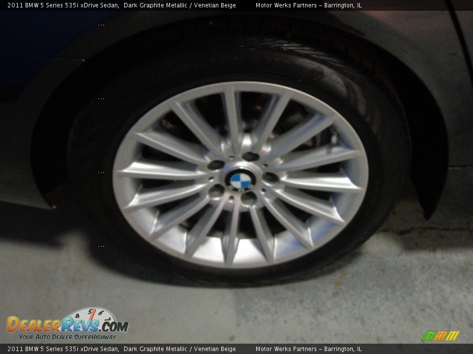 2011 BMW 5 Series 535i xDrive Sedan Dark Graphite Metallic / Venetian Beige Photo #13