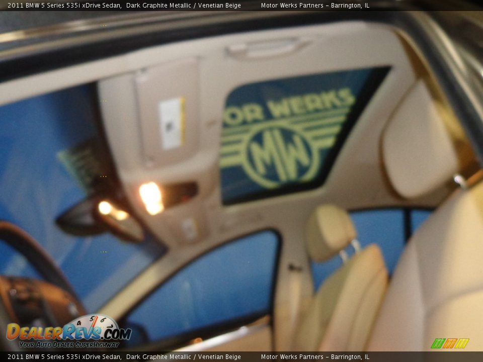 2011 BMW 5 Series 535i xDrive Sedan Dark Graphite Metallic / Venetian Beige Photo #24