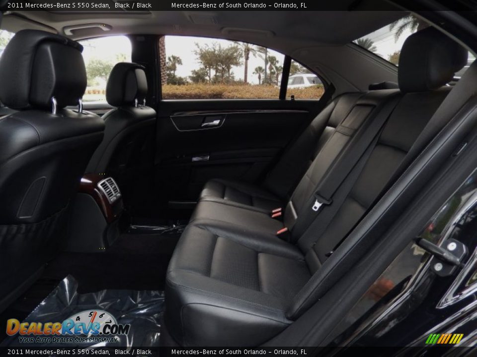 2011 Mercedes-Benz S 550 Sedan Black / Black Photo #15