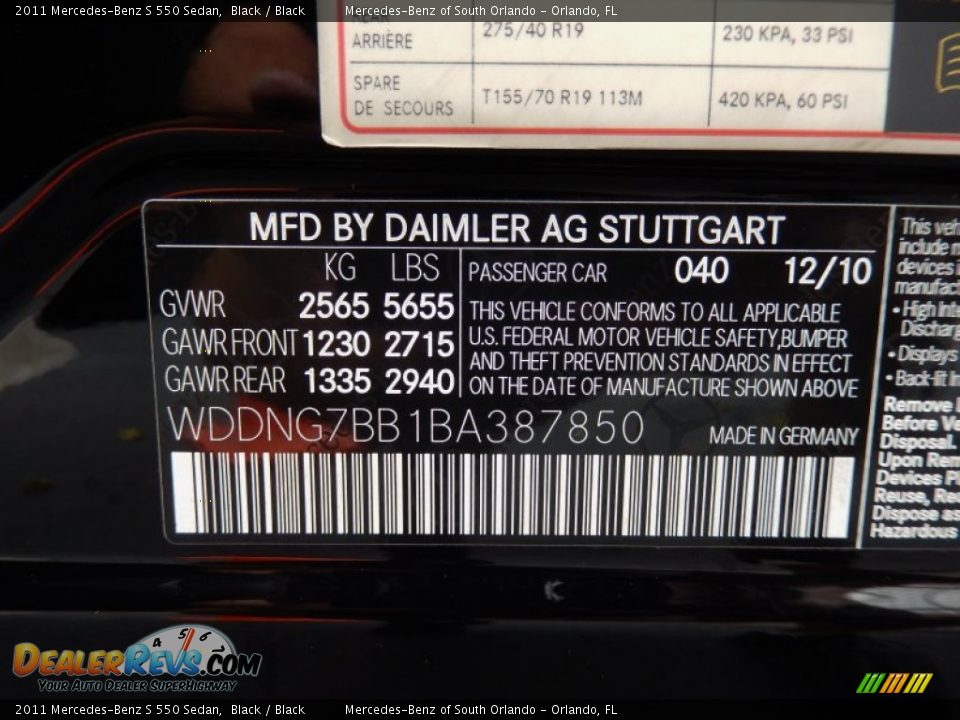 2011 Mercedes-Benz S 550 Sedan Black / Black Photo #29