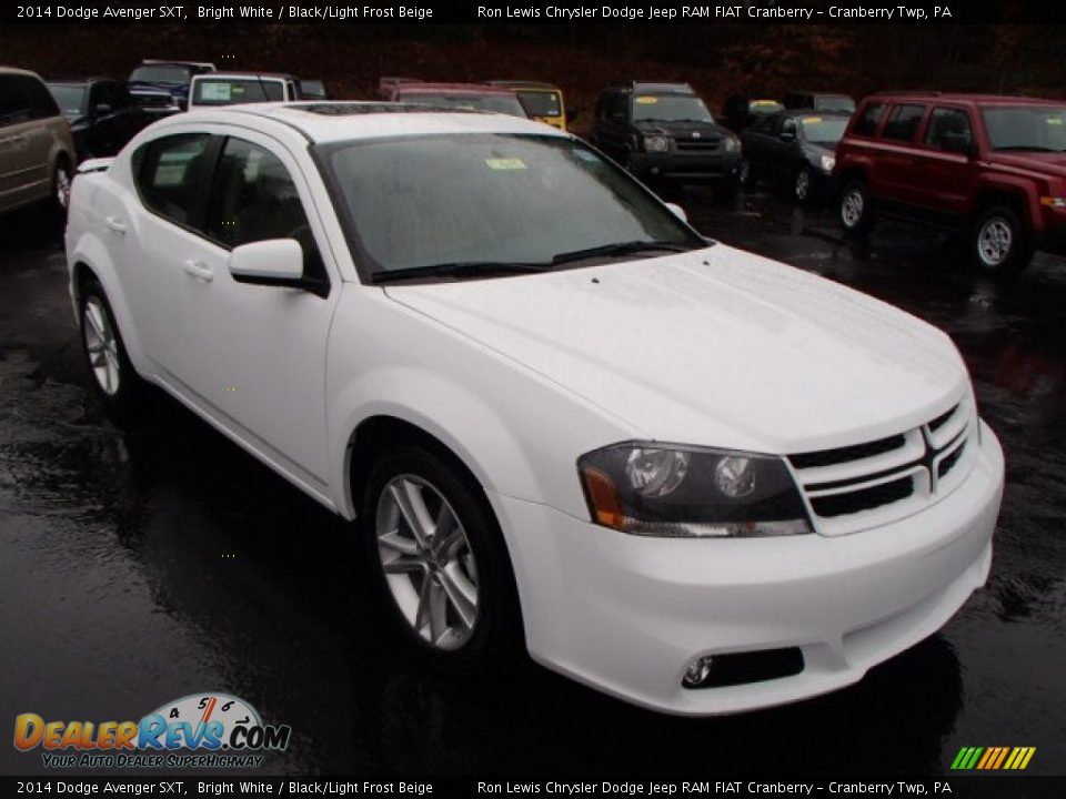 2014 Dodge Avenger SXT Bright White / Black/Light Frost Beige Photo #4