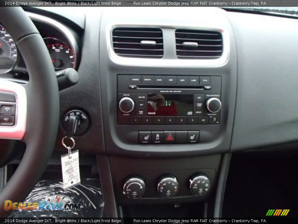 2014 Dodge Avenger SXT Bright White / Black/Light Frost Beige Photo #17