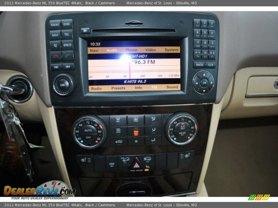 2011 Mercedes-Benz ML 350 BlueTEC 4Matic Black / Cashmere Photo #22