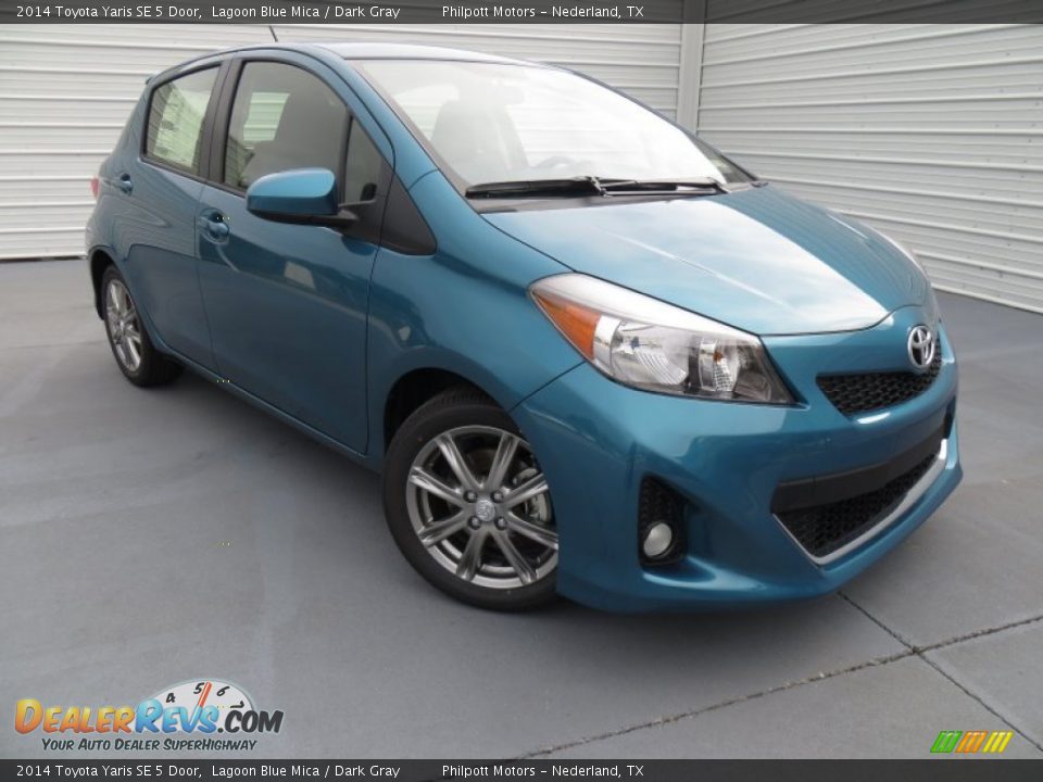 2014 Toyota Yaris SE 5 Door Lagoon Blue Mica / Dark Gray Photo #2