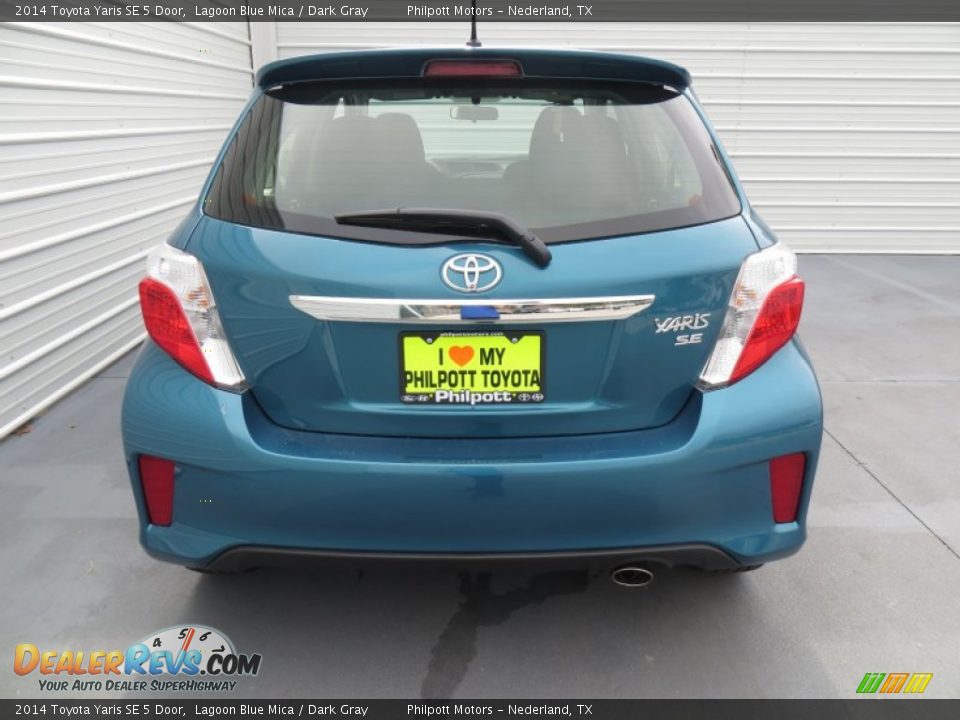 2014 Toyota Yaris SE 5 Door Lagoon Blue Mica / Dark Gray Photo #5