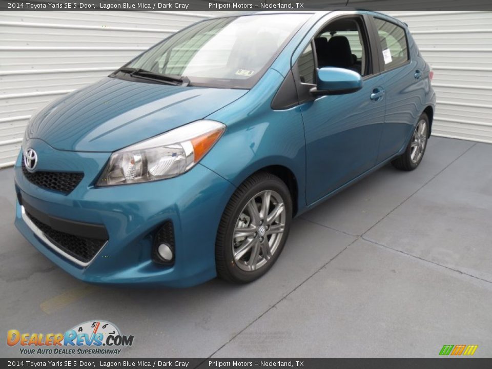 2014 Toyota Yaris SE 5 Door Lagoon Blue Mica / Dark Gray Photo #7