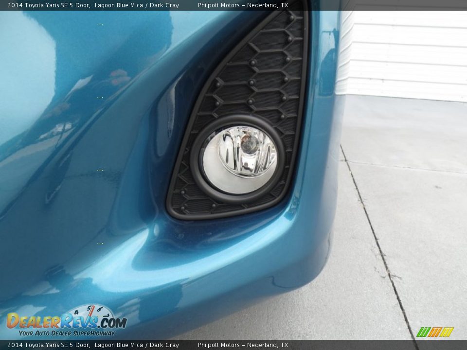 2014 Toyota Yaris SE 5 Door Lagoon Blue Mica / Dark Gray Photo #10