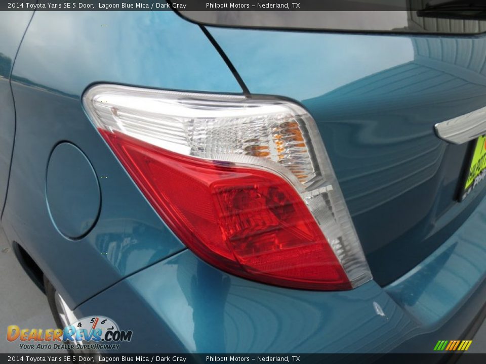 2014 Toyota Yaris SE 5 Door Lagoon Blue Mica / Dark Gray Photo #13