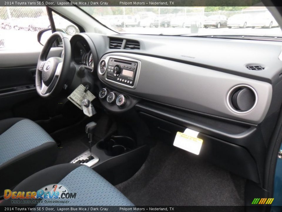 Dashboard of 2014 Toyota Yaris SE 5 Door Photo #17